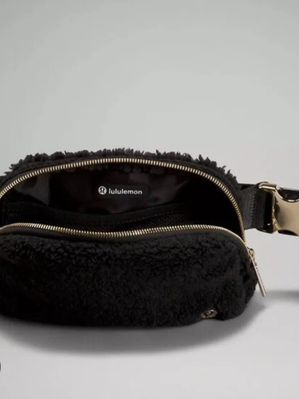 Lululemon Fleece Sherpa Belt Bag - Picture 3 of 6